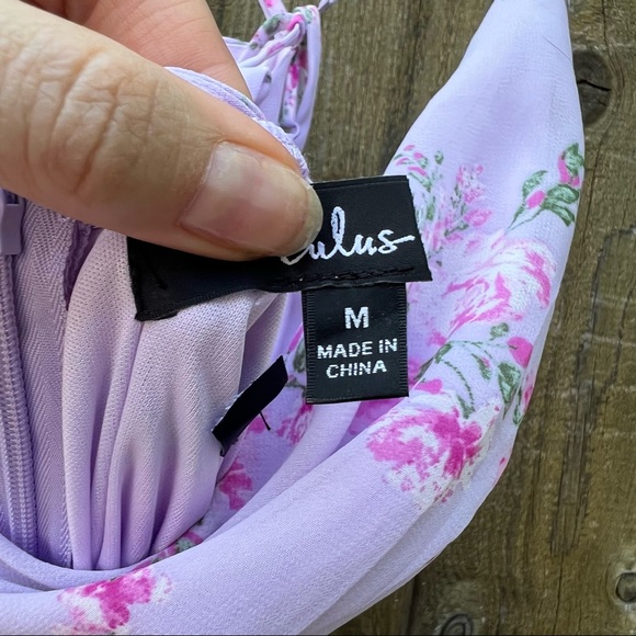 Lavender Floral Lace-Up Back High-Low Maxi Dress 🌿 - Picture 11 of 12